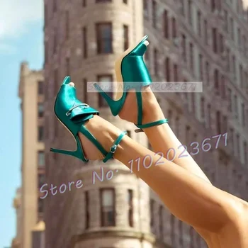 ירוק סאטן חזרה רצועת סנדלי נשים אלגנטיות קריסטל אבזם עקבים גבוהים נעלי נשי קיץ בוהן פתוח תלבושת אלגנטית מסיבת נעליים