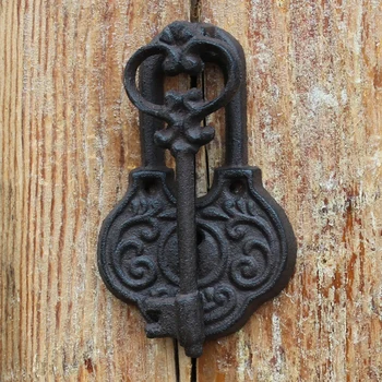 כפרי מפתח מנעול ברזל יצוק יד הדלת דפיקות האירופי הביתה גן עיצוב מתכת כבדה ידית הדלת משק הבית מבטא ידית הדלת.