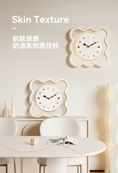 קרם סגנון קטן ביסקוויט הסלון יצירתי השעון שקט תלייה על קיר פשוט ומודרני